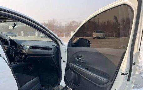 Honda Vezel, 2022 год, 1 113 000 рублей, 16 фотография