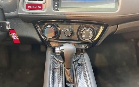 Honda Vezel, 2022 год, 1 113 000 рублей, 8 фотография