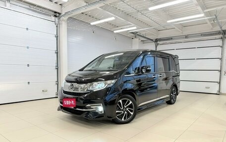 Honda Stepwgn IV, 2016 год, 2 089 000 рублей, 1 фотография
