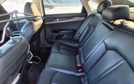 KIA K5, 2021 год, 2 500 000 рублей, 24 фотография