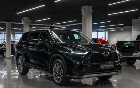 Toyota Highlander, 2025 год, 5 350 000 рублей, 2 фотография
