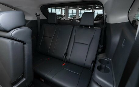 Toyota Highlander, 2025 год, 5 350 000 рублей, 15 фотография