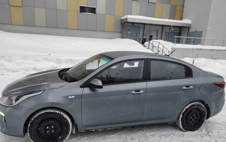 KIA Rio IV, 2017 год, 1 100 000 рублей, 2 фотография
