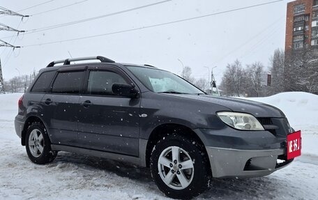 Mitsubishi Outlander III рестайлинг 3, 2007 год, 845 000 рублей, 2 фотография