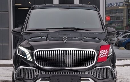 Mercedes-Benz Vito, 2023 год, 6 780 000 рублей, 2 фотография