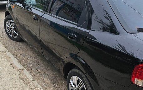 Chevrolet Aveo III, 2004 год, 250 000 рублей, 3 фотография