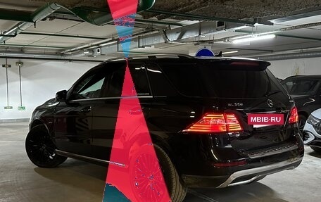 Mercedes-Benz M-Класс, 2012 год, 2 100 000 рублей, 10 фотография