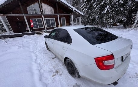 Skoda Rapid I, 2015 год, 1 050 000 рублей, 4 фотография