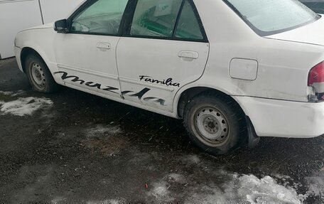 Mazda Familia, 2000 год, 200 000 рублей, 3 фотография