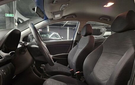 Hyundai Solaris II рестайлинг, 2016 год, 1 130 000 рублей, 10 фотография