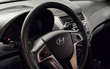 Hyundai Solaris II рестайлинг, 2016 год, 1 130 000 рублей, 13 фотография