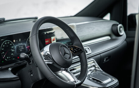 Mercedes-Benz V-Класс, 2025 год, 14 100 000 рублей, 18 фотография