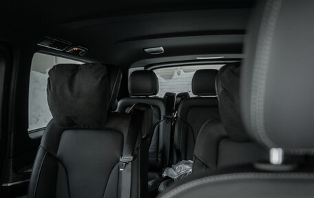 Mercedes-Benz V-Класс, 2025 год, 14 100 000 рублей, 34 фотография