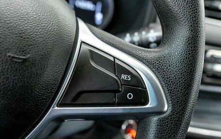 Renault Sandero II рестайлинг, 2019 год, 850 000 рублей, 24 фотография