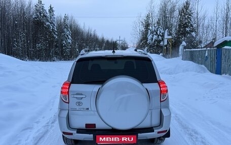 Toyota RAV4, 2011 год, 1 600 000 рублей, 4 фотография