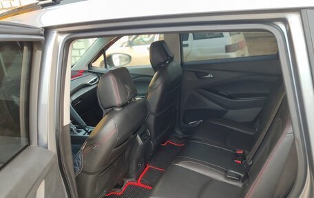 Chevrolet Orlando, 2018 год, 2 400 000 рублей, 9 фотография