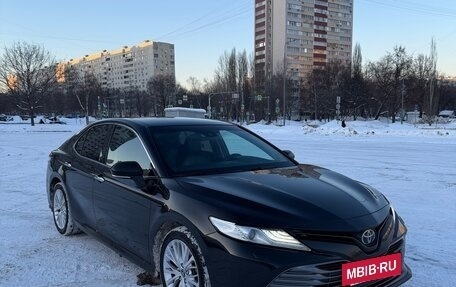 Toyota Camry, 2018 год, 2 500 000 рублей, 3 фотография