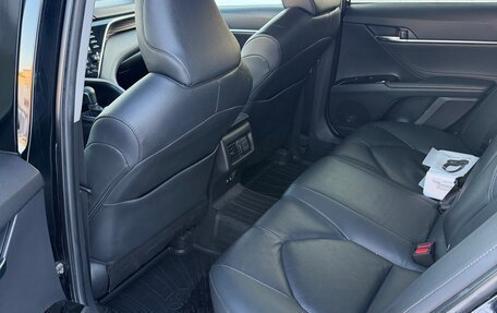 Toyota Camry, 2018 год, 2 500 000 рублей, 13 фотография