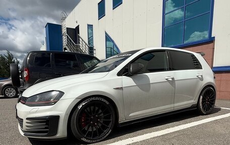 Volkswagen Golf GTI VII, 2014 год, 2 500 000 рублей, 6 фотография