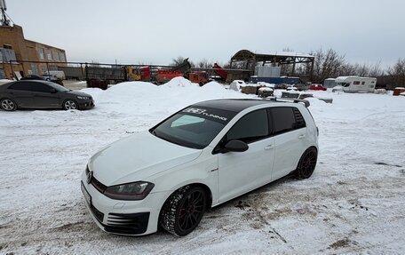 Volkswagen Golf GTI VII, 2014 год, 2 500 000 рублей, 18 фотография