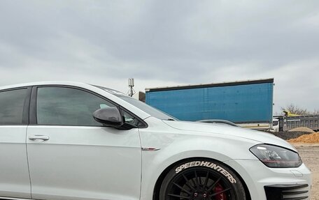 Volkswagen Golf GTI VII, 2014 год, 2 500 000 рублей, 21 фотография