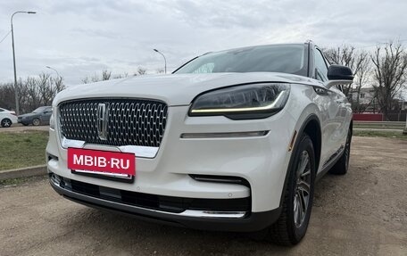 Lincoln Aviator II, 2022 год, 6 200 000 рублей, 2 фотография