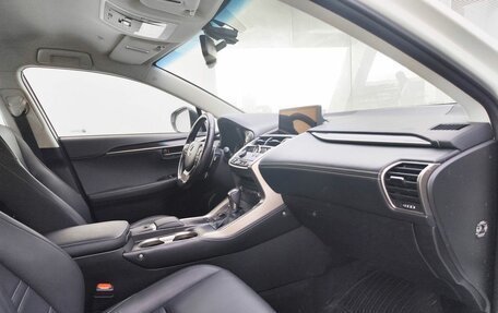 Lexus NX I, 2017 год, 3 679 000 рублей, 11 фотография