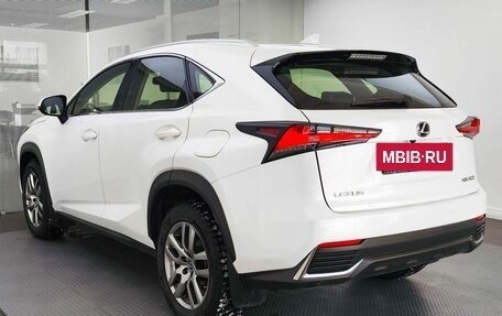 Lexus NX I, 2017 год, 3 679 000 рублей, 7 фотография