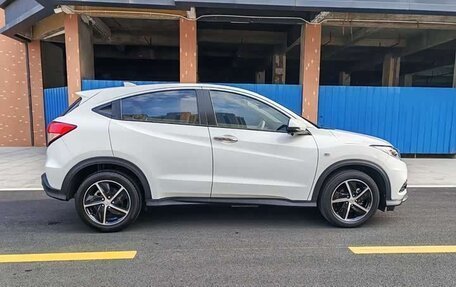 Honda Vezel, 2022 год, 1 896 125 рублей, 8 фотография