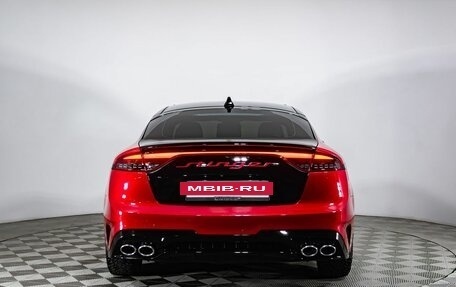 KIA Stinger I, 2018 год, 2 850 000 рублей, 4 фотография