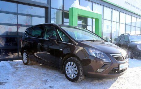 Opel Zafira C рестайлинг, 2015 год, 1 249 000 рублей, 7 фотография