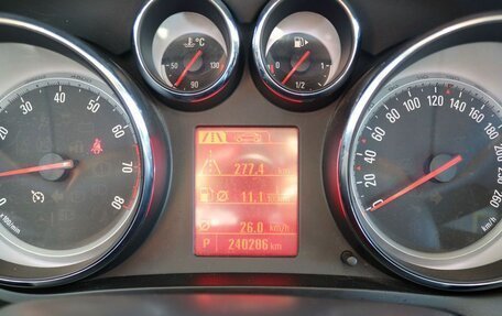 Opel Zafira C рестайлинг, 2015 год, 1 249 000 рублей, 17 фотография