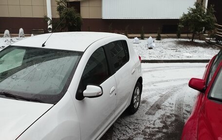 Renault Sandero II рестайлинг, 2016 год, 703 000 рублей, 3 фотография