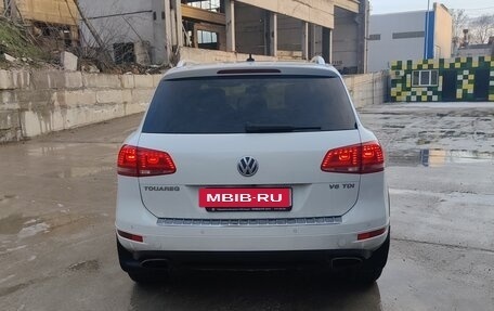 Volkswagen Touareg III, 2012 год, 2 750 000 рублей, 2 фотография