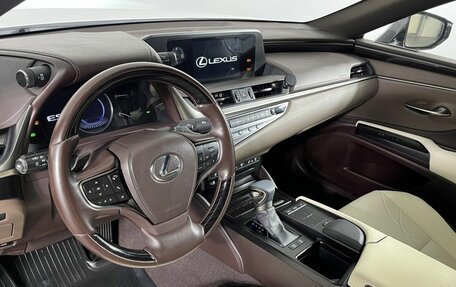 Lexus ES VII, 2019 год, 3 800 000 рублей, 12 фотография