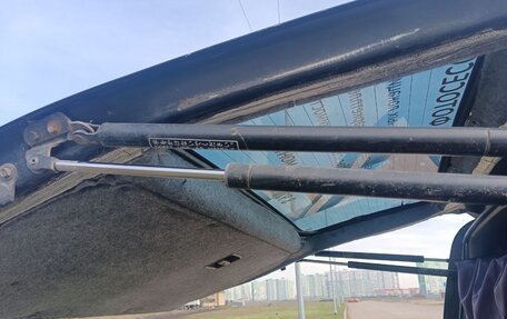 Mazda Bongo Friendee i рестайлинг, 1999 год, 500 000 рублей, 8 фотография