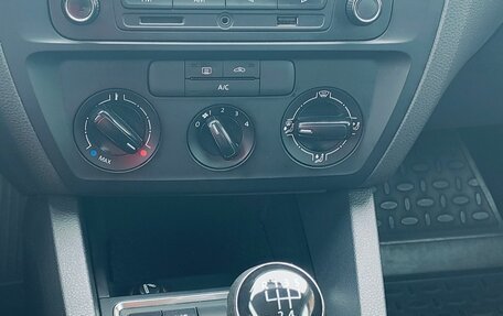 Volkswagen Jetta VI, 2015 год, 870 000 рублей, 8 фотография