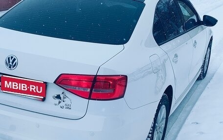 Volkswagen Jetta VI, 2015 год, 870 000 рублей, 5 фотография