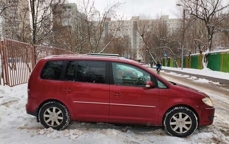 Volkswagen Touran III, 2008 год, 950 000 рублей, 4 фотография