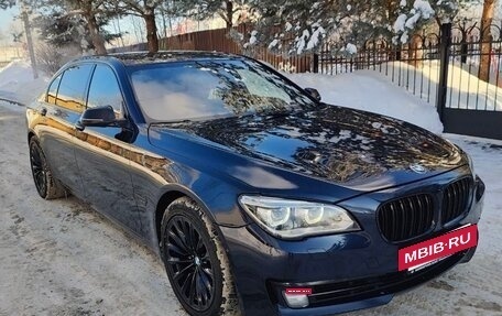 BMW 7 серия, 2013 год, 2 350 000 рублей, 3 фотография