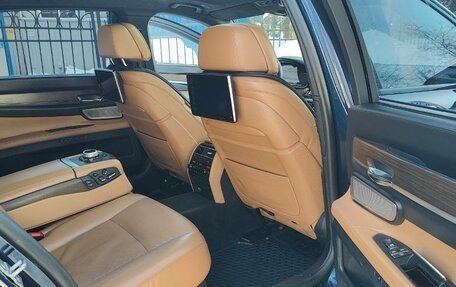 BMW 7 серия, 2013 год, 2 350 000 рублей, 30 фотография