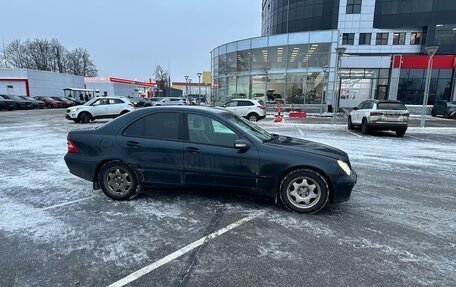 Mercedes-Benz C-Класс, 2005 год, 500 000 рублей, 3 фотография