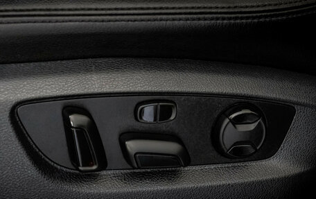 Volkswagen Touareg III, 2012 год, 1 749 585 рублей, 24 фотография