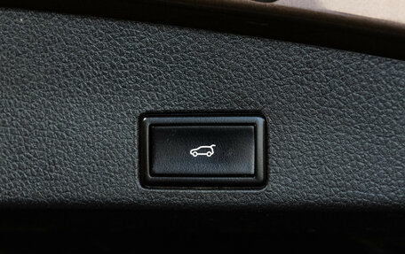 Volkswagen Touareg III, 2012 год, 1 749 585 рублей, 26 фотография