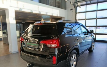 KIA Sorento II рестайлинг, 2017 год, 1 789 000 рублей, 4 фотография