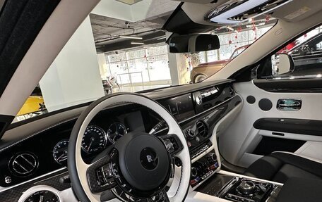 Rolls-Royce Ghost Series II рестайлинг, 2024 год, 43 000 000 рублей, 19 фотография