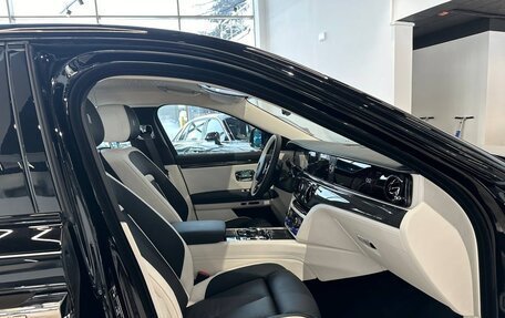 Rolls-Royce Ghost Series II рестайлинг, 2024 год, 43 000 000 рублей, 25 фотография