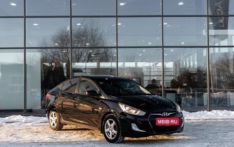 Hyundai Solaris II рестайлинг, 2013 год, 650 000 рублей, 5 фотография