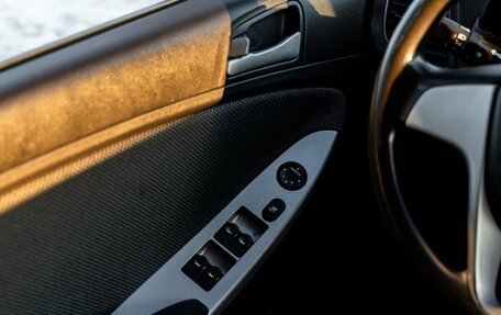 Hyundai Solaris II рестайлинг, 2013 год, 650 000 рублей, 20 фотография