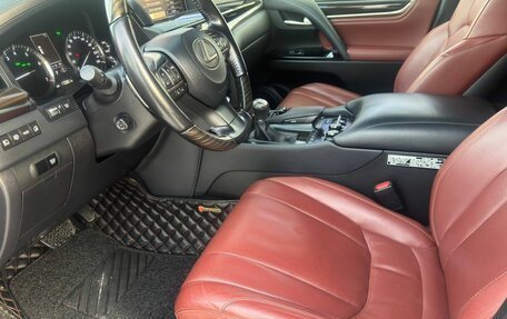 Lexus LX III, 2018 год, 8 800 000 рублей, 16 фотография